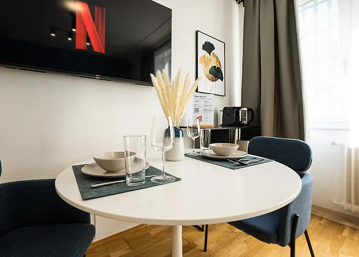 In Center With A Modern Design Appartamento